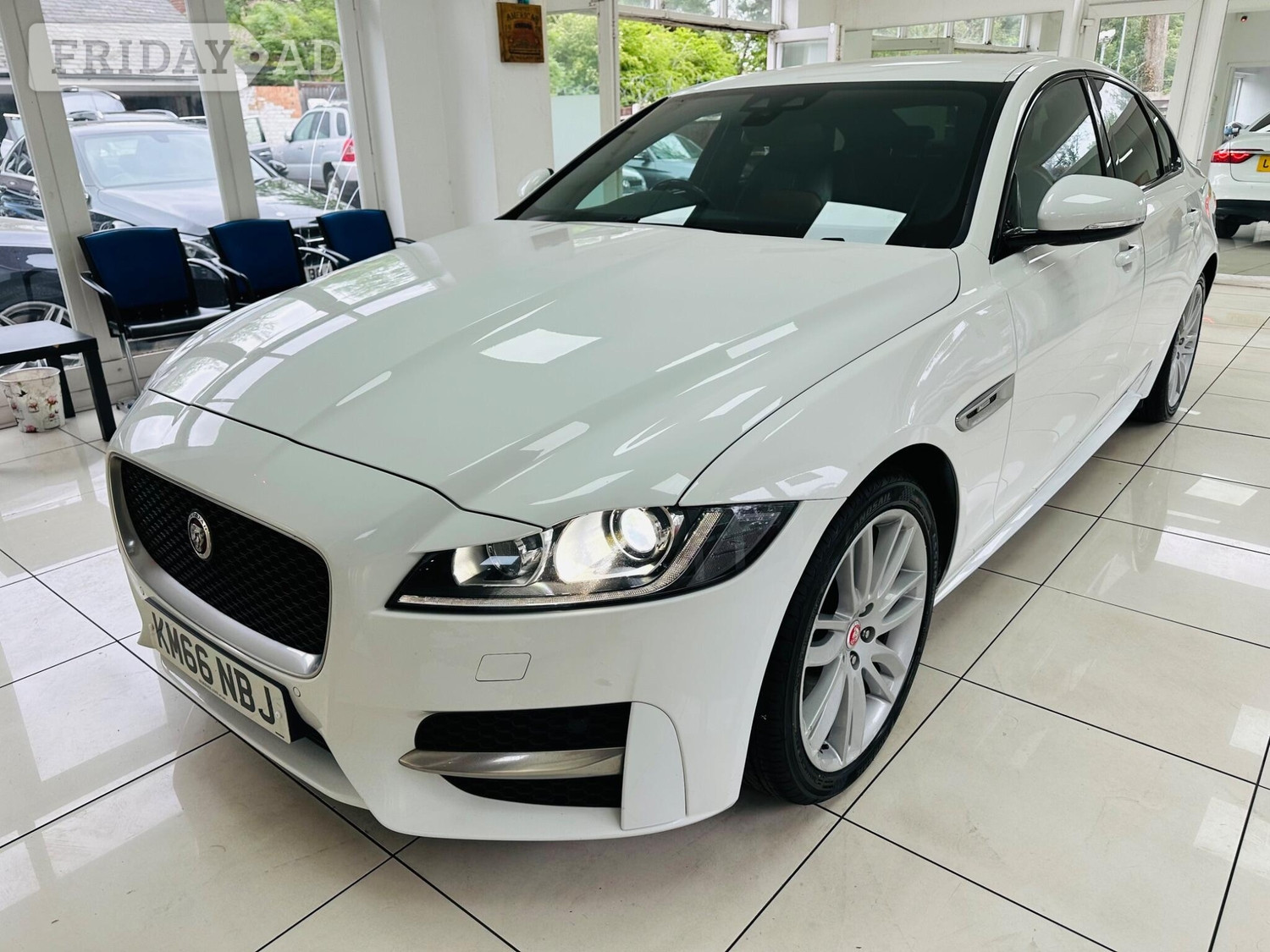 [ berth ]Jaguar XF