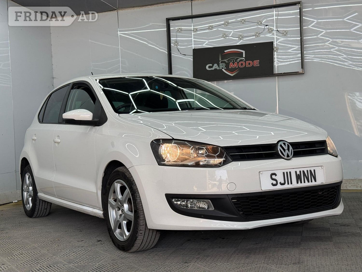 Volkswagen Polo 2011 - Cars in Hillingdon