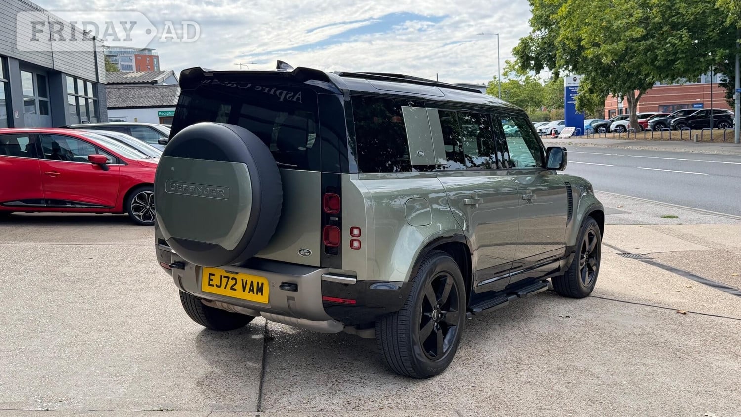 Land Rover Defender 110 2022 - Cars