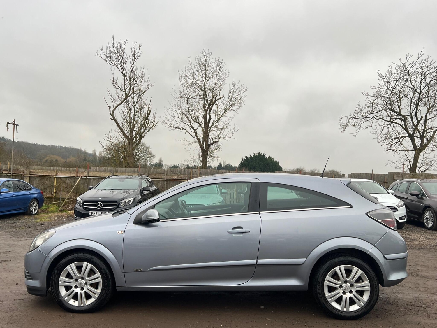 [ berth ]Vauxhall Astra