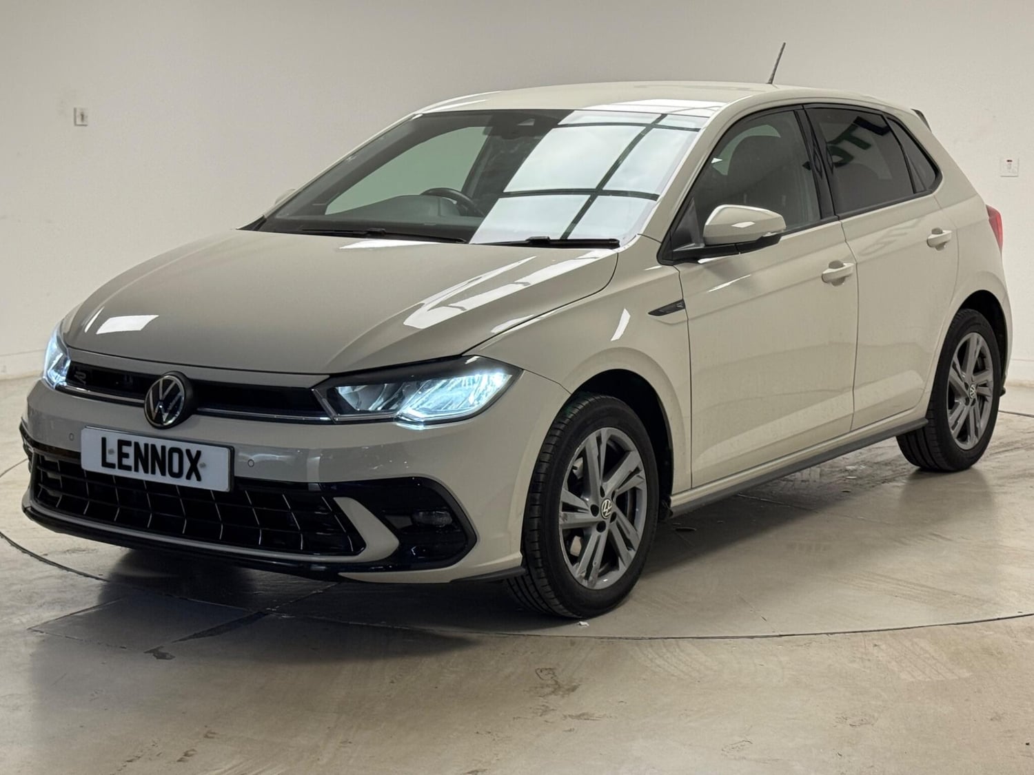 [ berth ]Volkswagen Polo