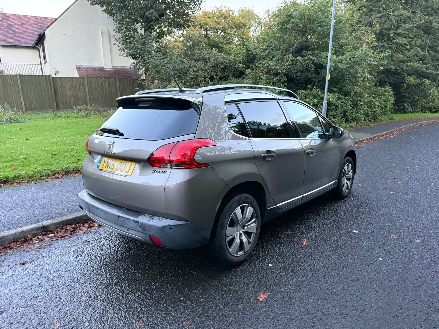 [ berth ]Peugeot 2008