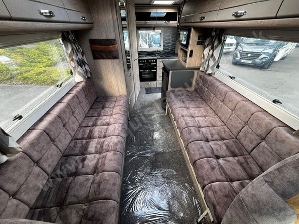 Auto-Sleepers Broadway EK TB LP 2022 for sale - Motorhomes & Caravans in Exeter