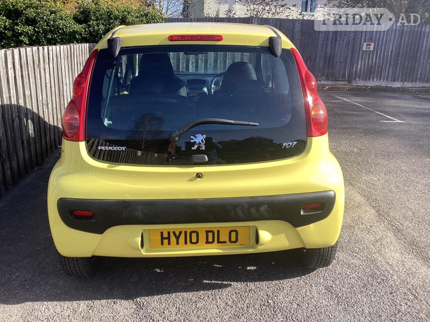 Peugeot 107 2010 - Cars
