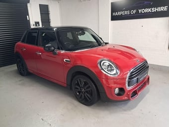 Mini Hatch 2019