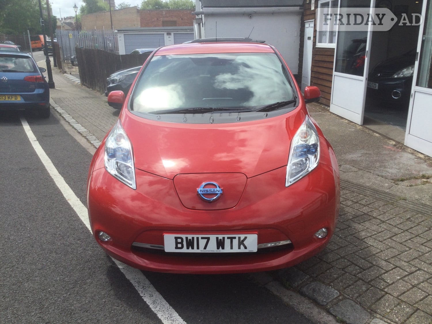 [ berth ]Nissan LEAF