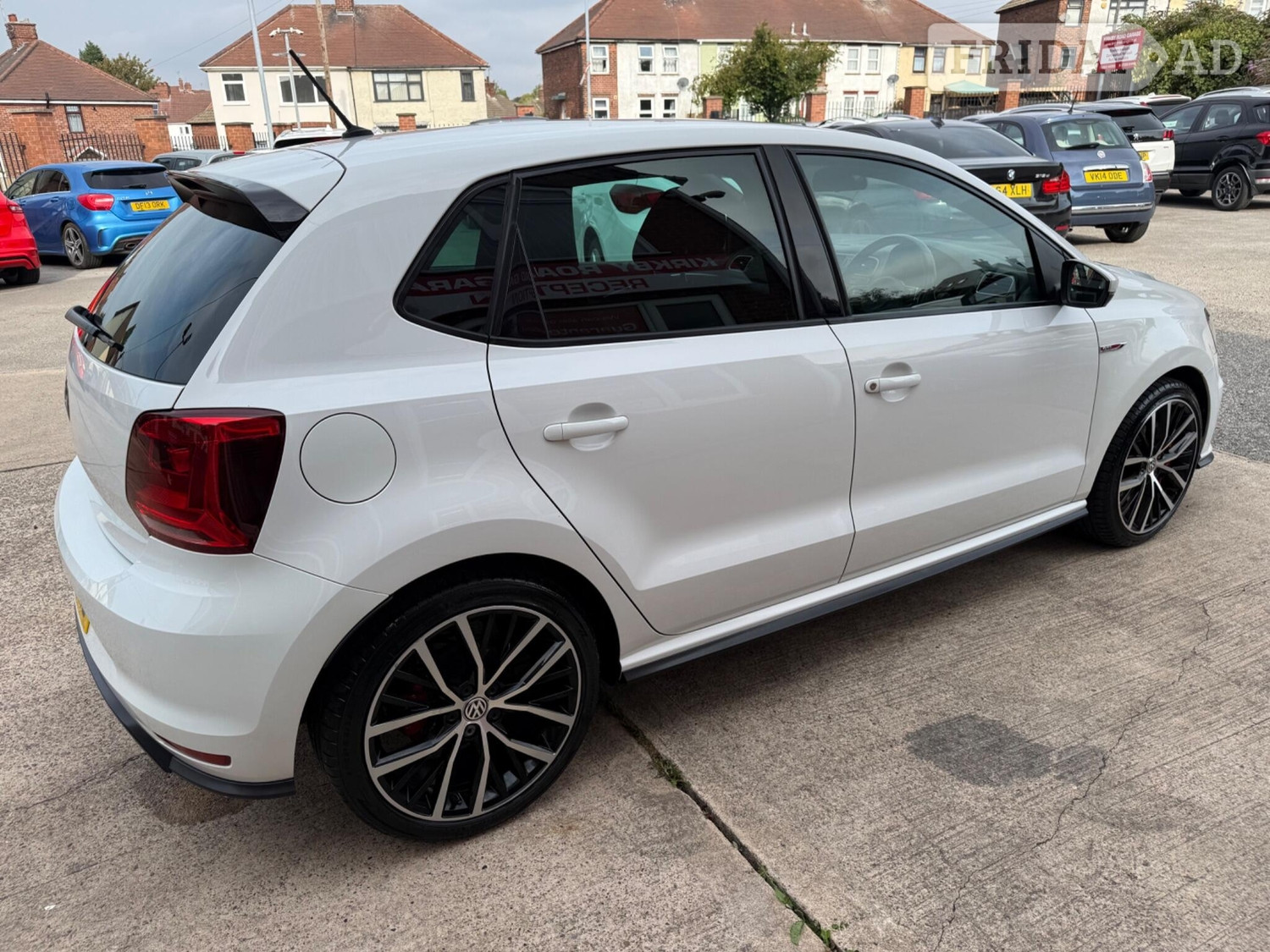 Volkswagen Polo 2015 - Cars in Nottingham