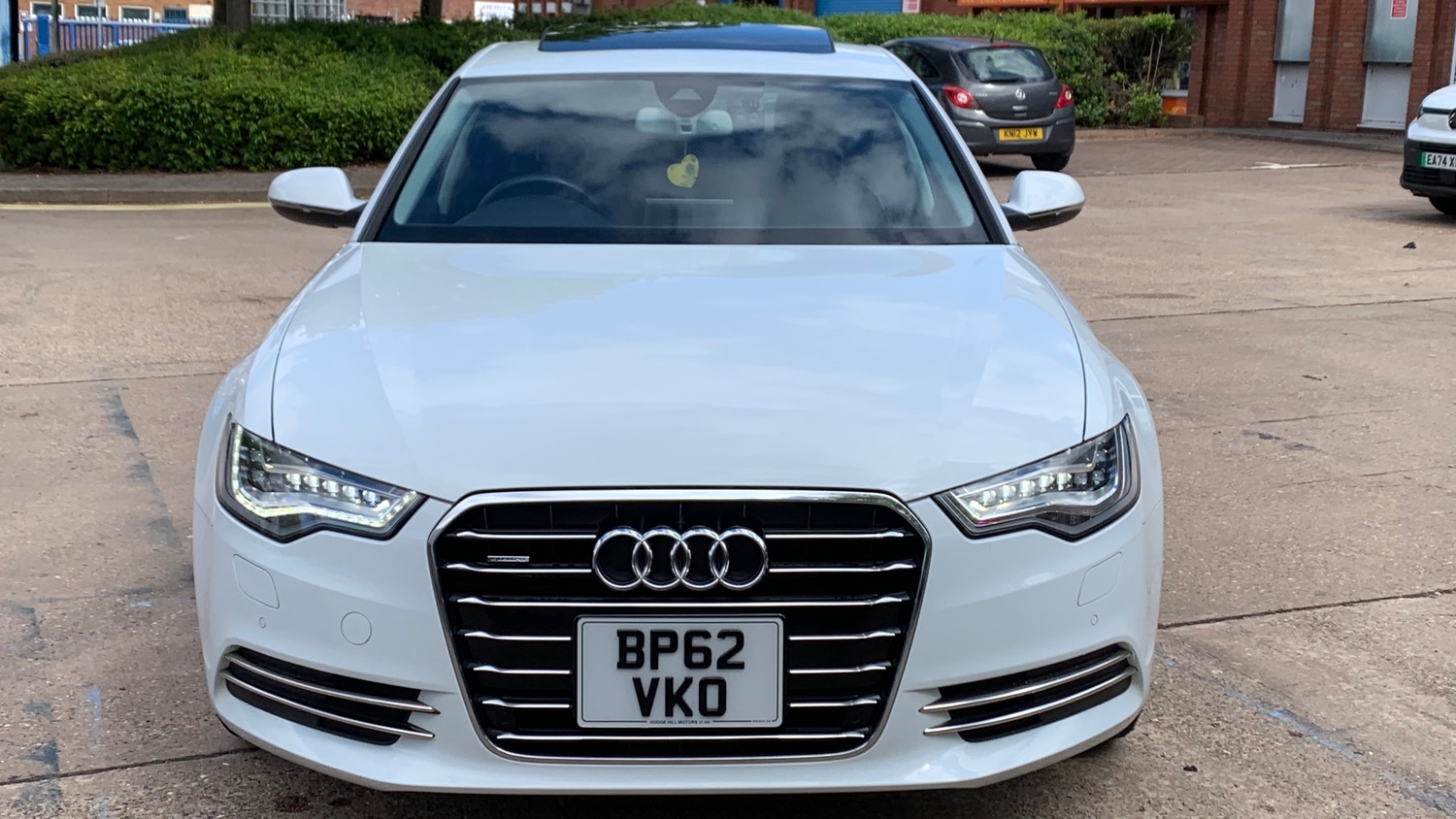 [ berth ]Audi A6 Saloon