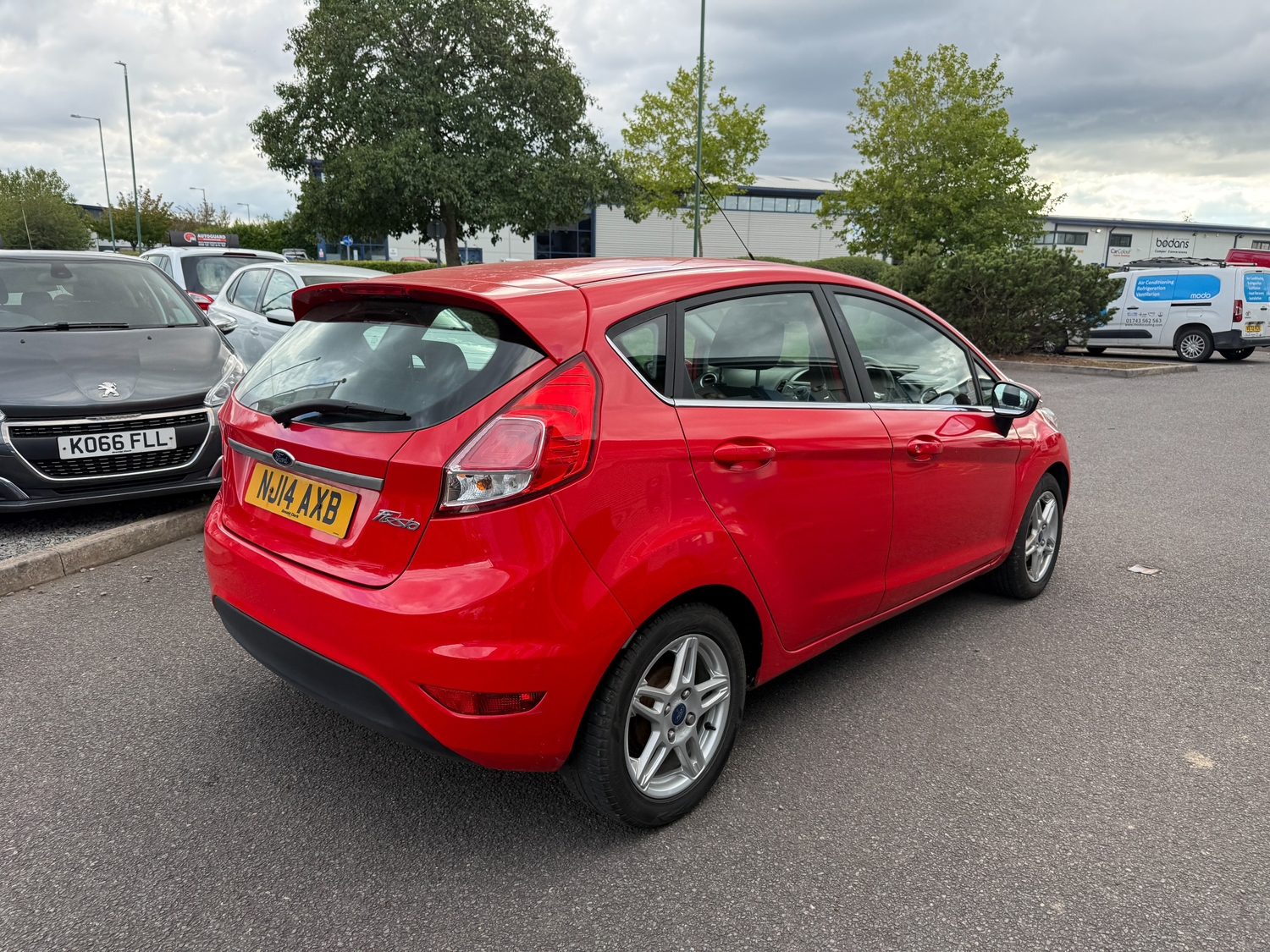 [ berth ]Ford Fiesta