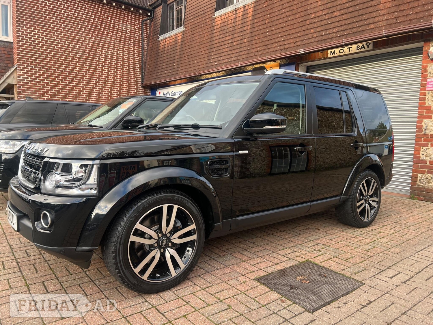Land Rover Discovery 4 2016 - Cars