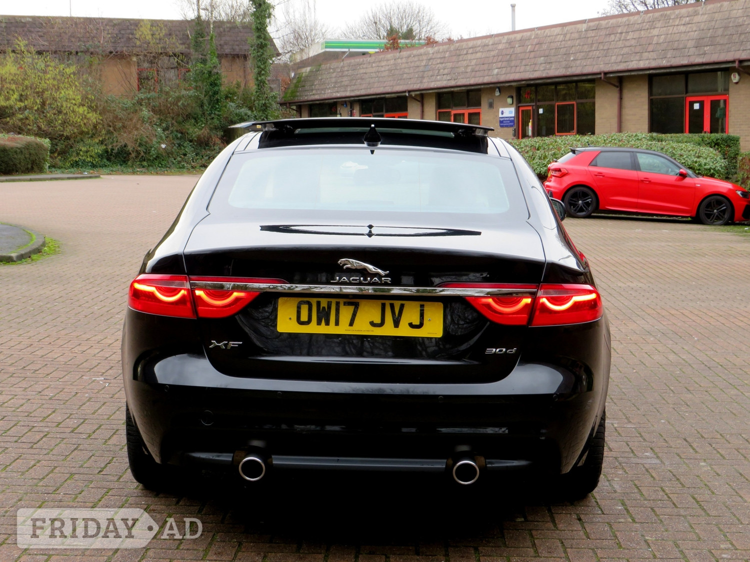 Jaguar XF 2017 - Cars in Bradford