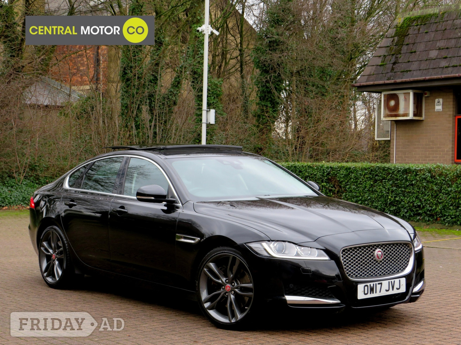 Jaguar XF 2017 in Bradford