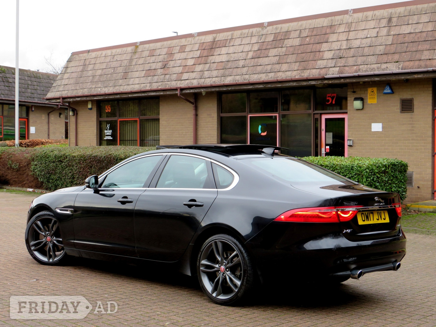 Jaguar XF 2017 - Cars