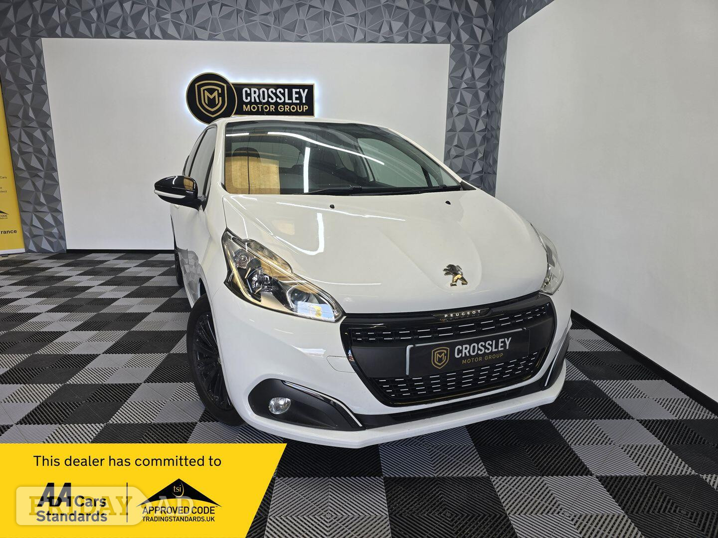 Peugeot 208 2017 in Halifax