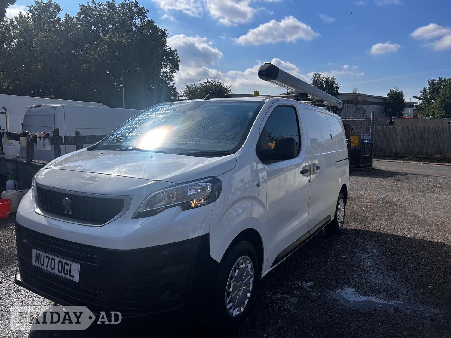 [ berth ]Peugeot Expert