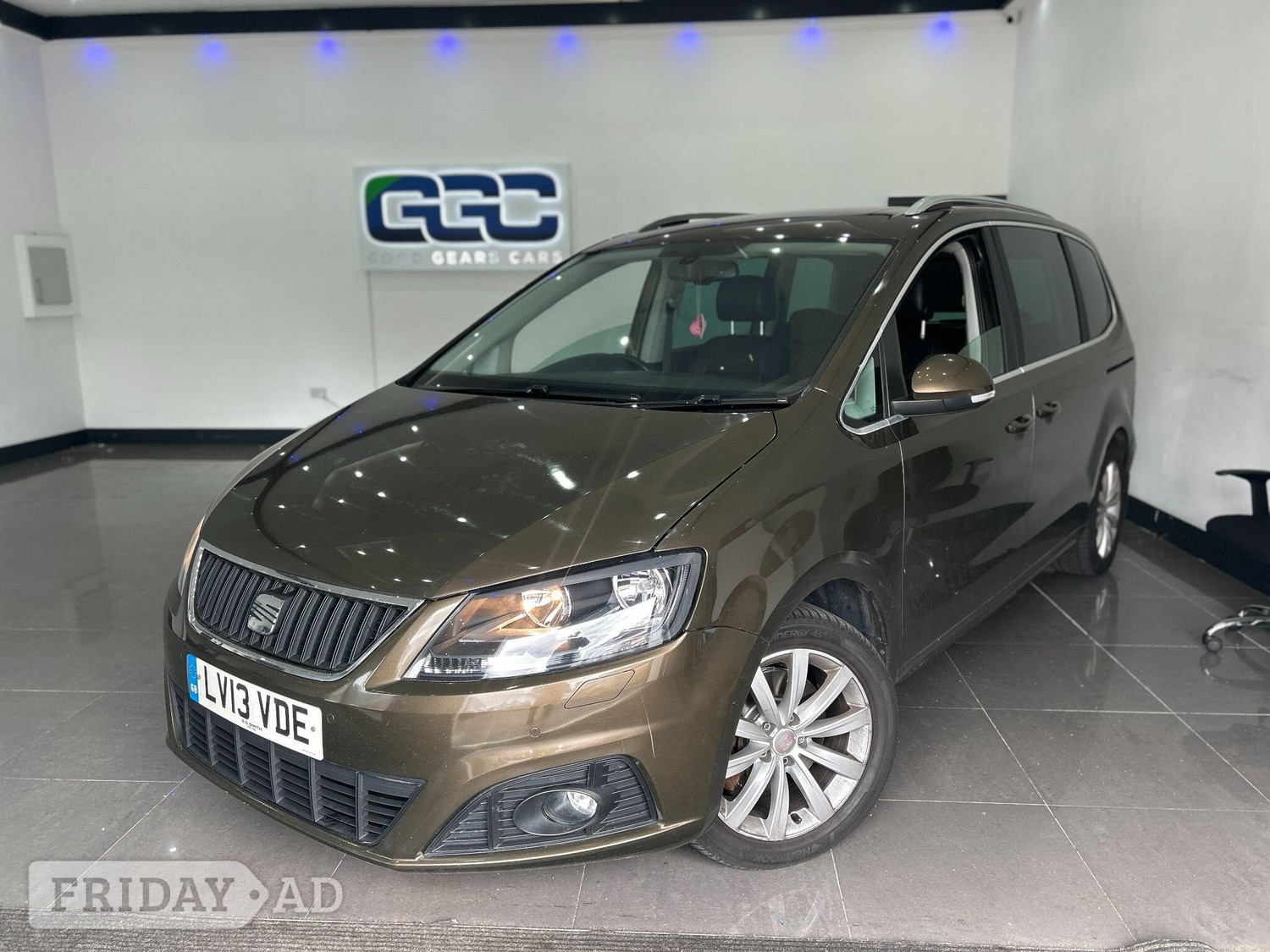SEAT Alhambra 2013 in Stockport