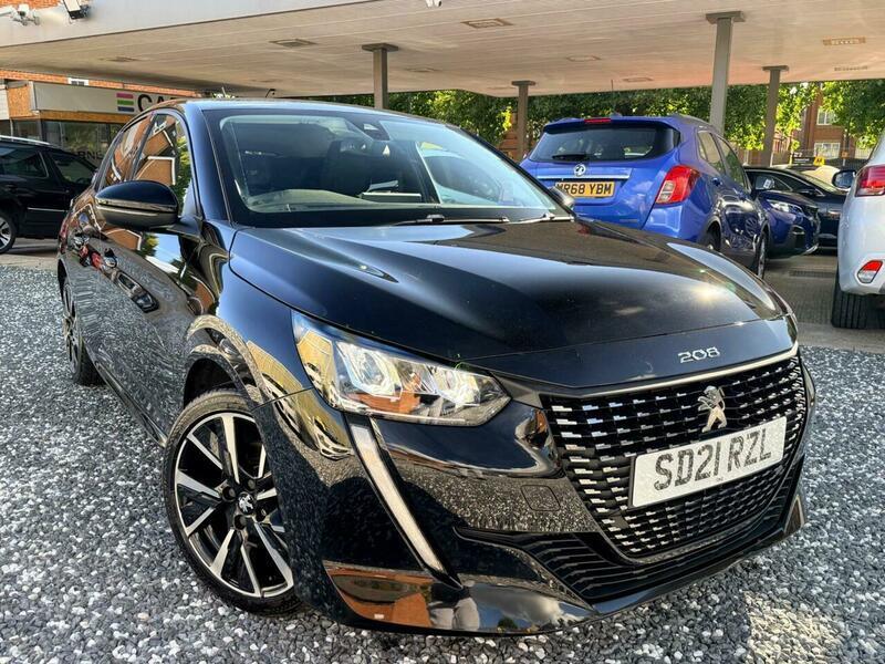 [ berth ]Peugeot 208