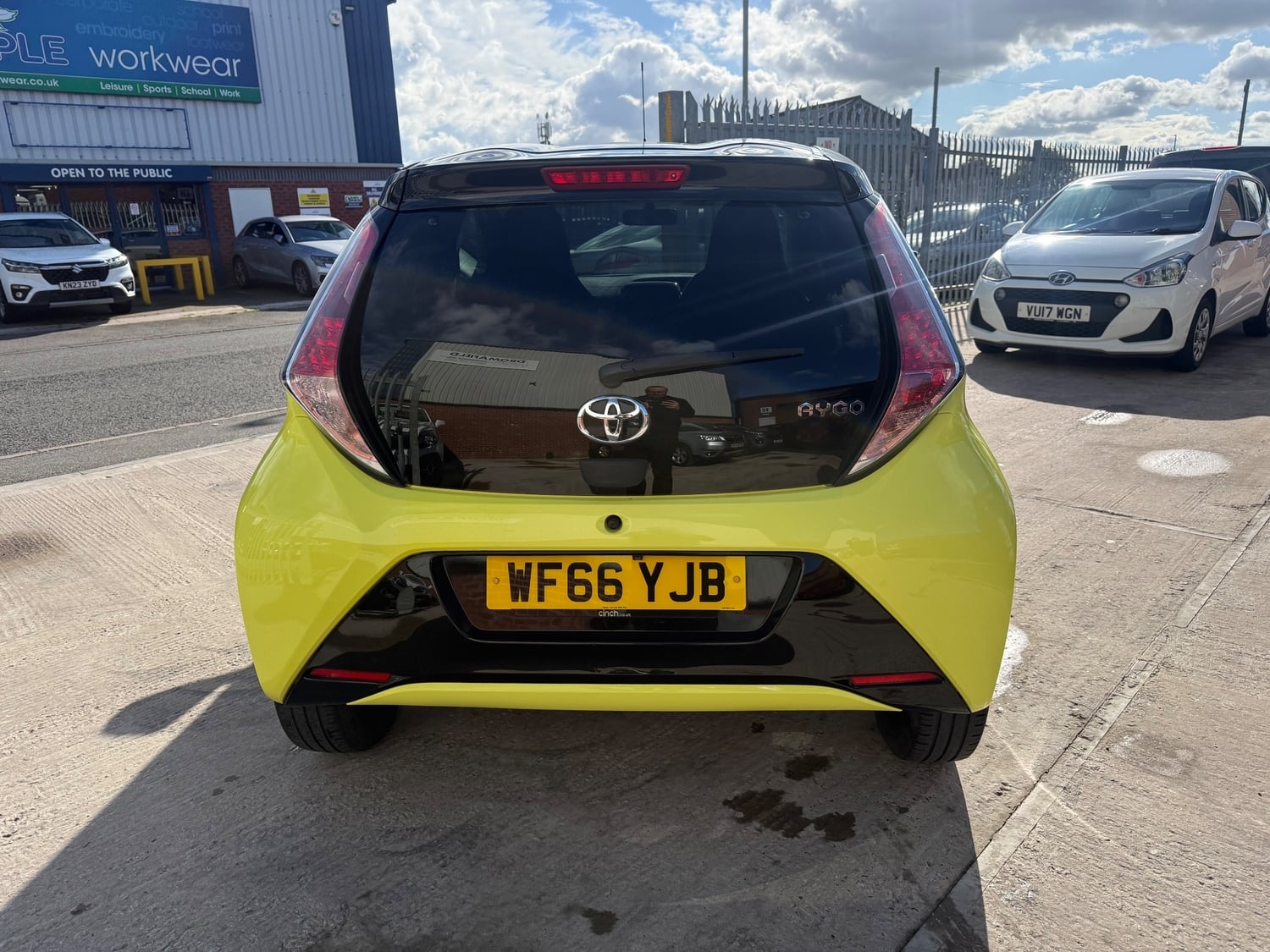 Toyota Aygo 2016 - Cars in Dudley