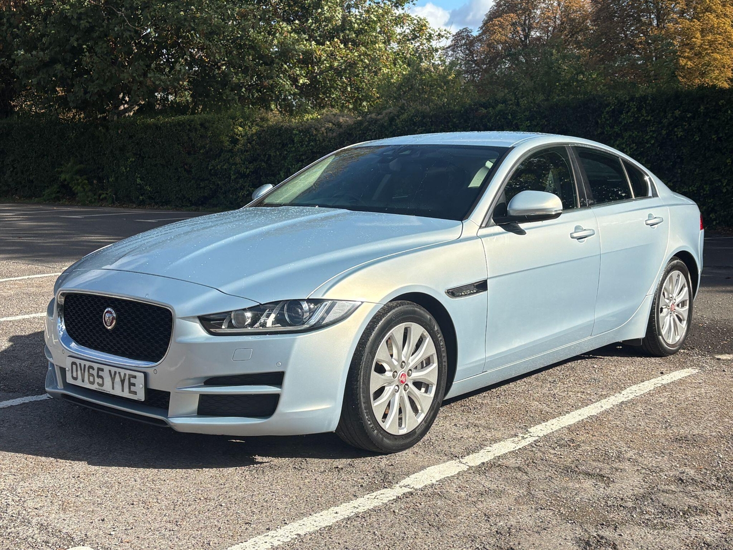 [ berth ]Jaguar XE