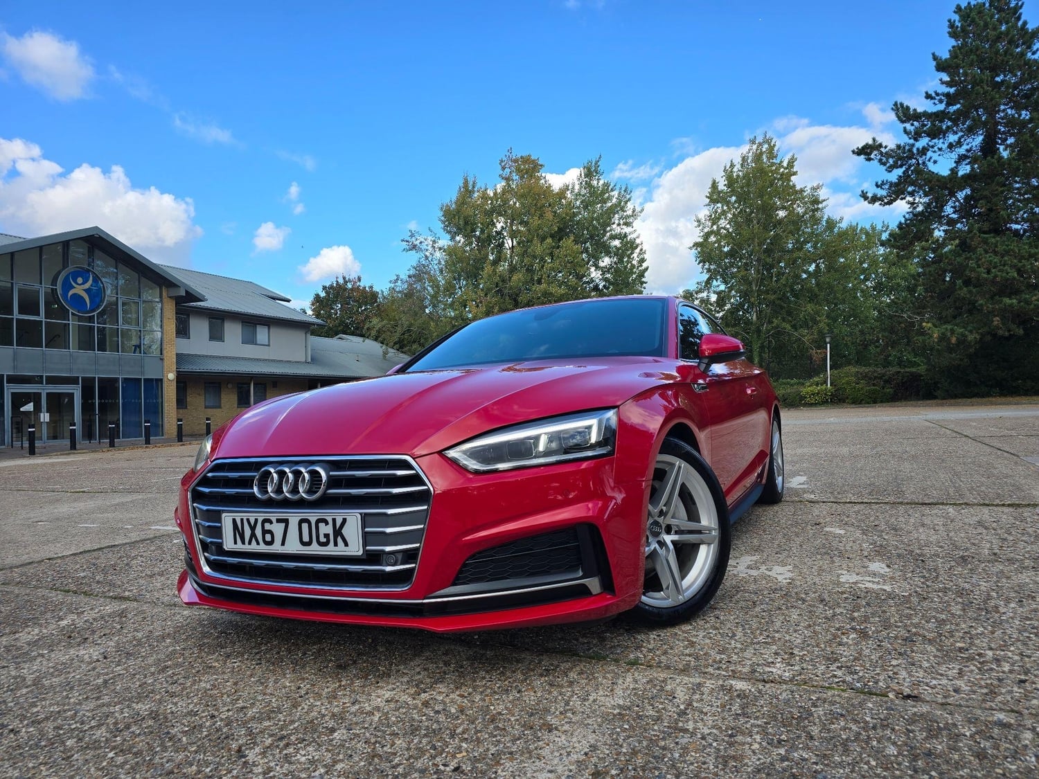 [ berth ]Audi A5