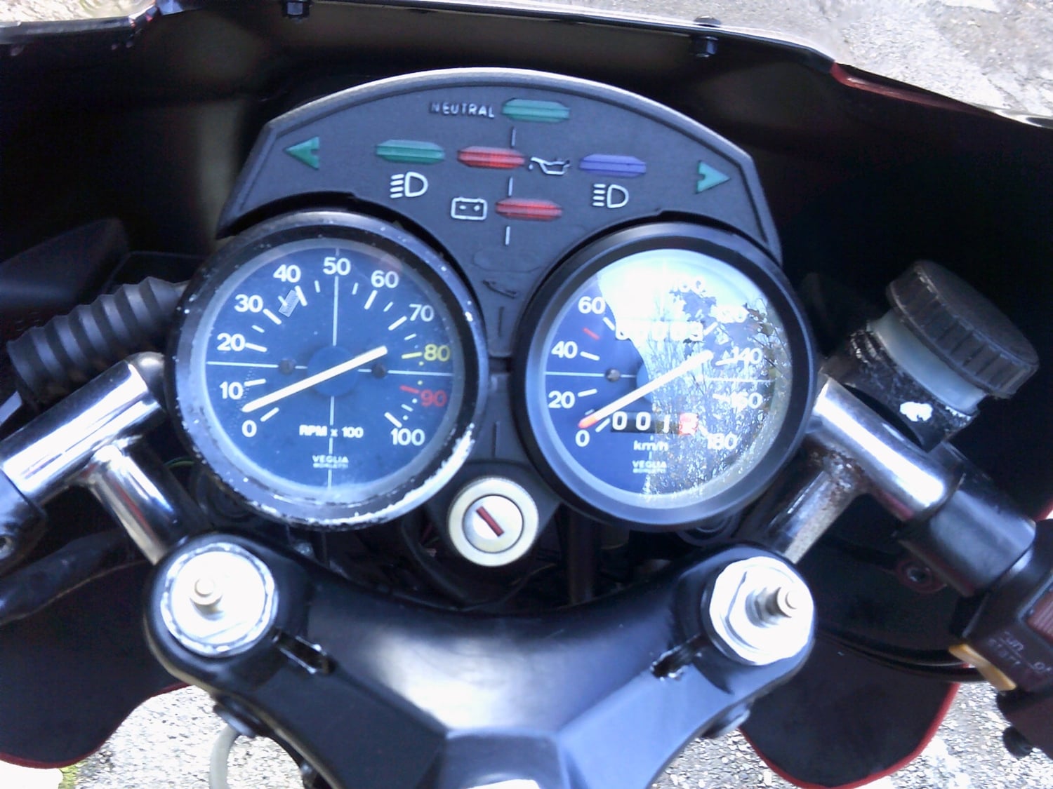 Moto Guzzi V50 1983 - Motorbikes, Scooters & Quads