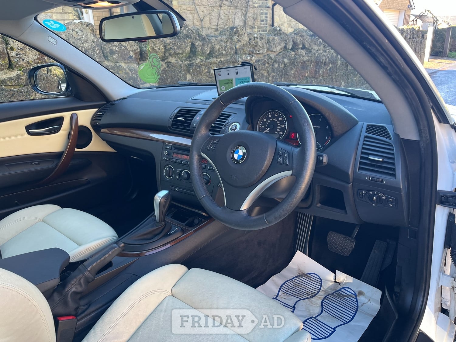 [ berth ]BMW 1 Series