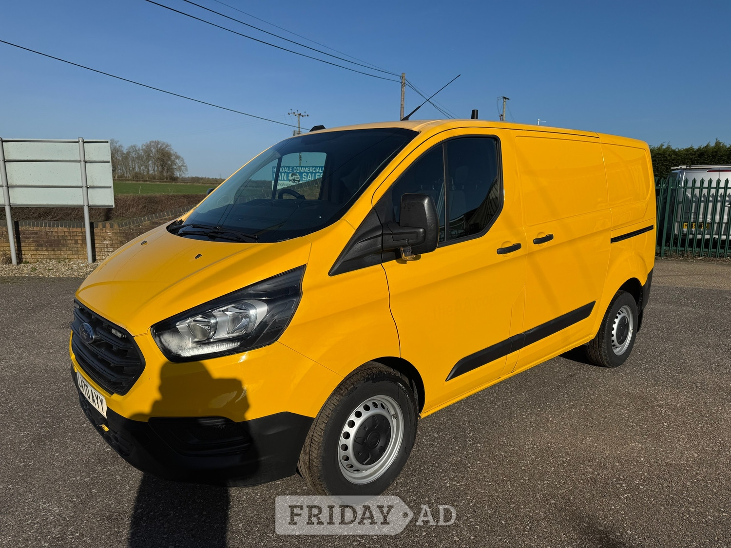 [ berth ]Ford Transit Custom