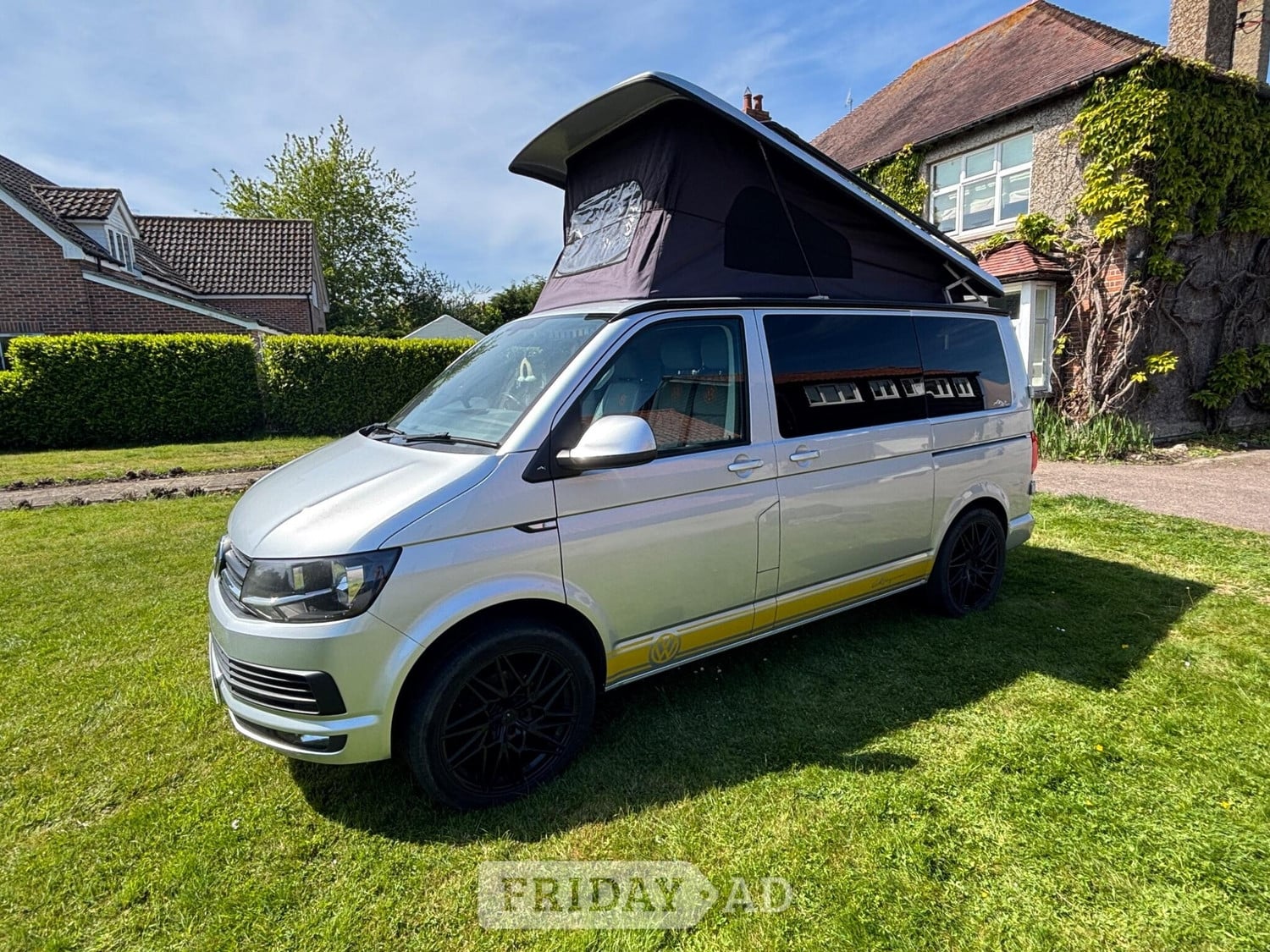 VW (Volkswagen) T6 Highline Campervan T28 2016 for sale in Long Melford