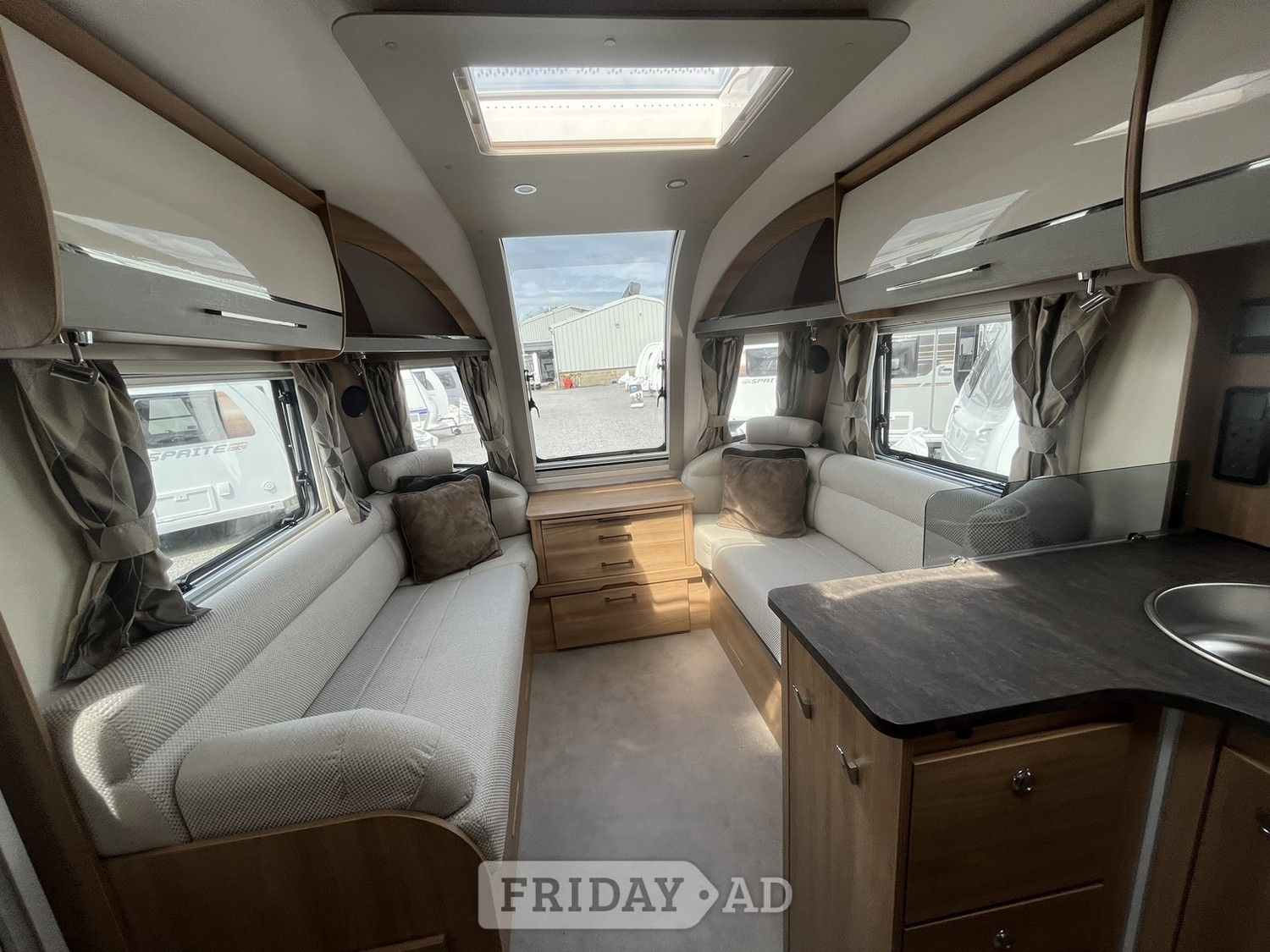 Bailey Alicanto 2020 - Motorhomes & Caravans