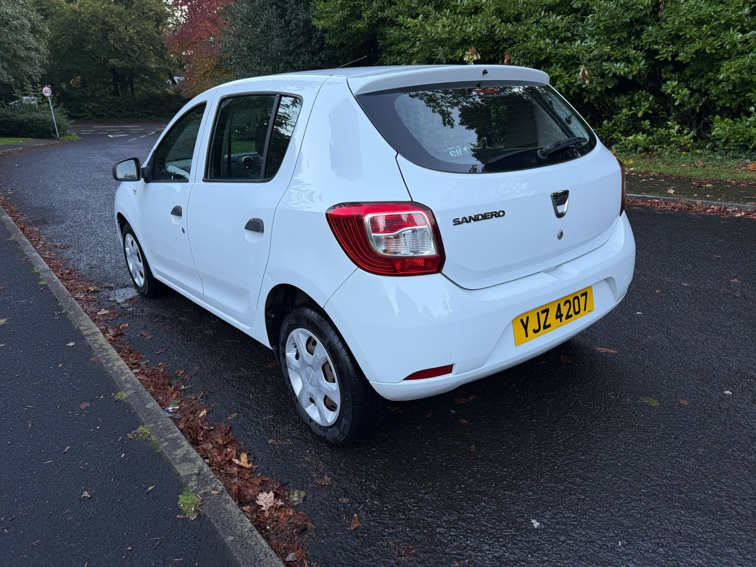 Dacia Sandero 2016 - Cars