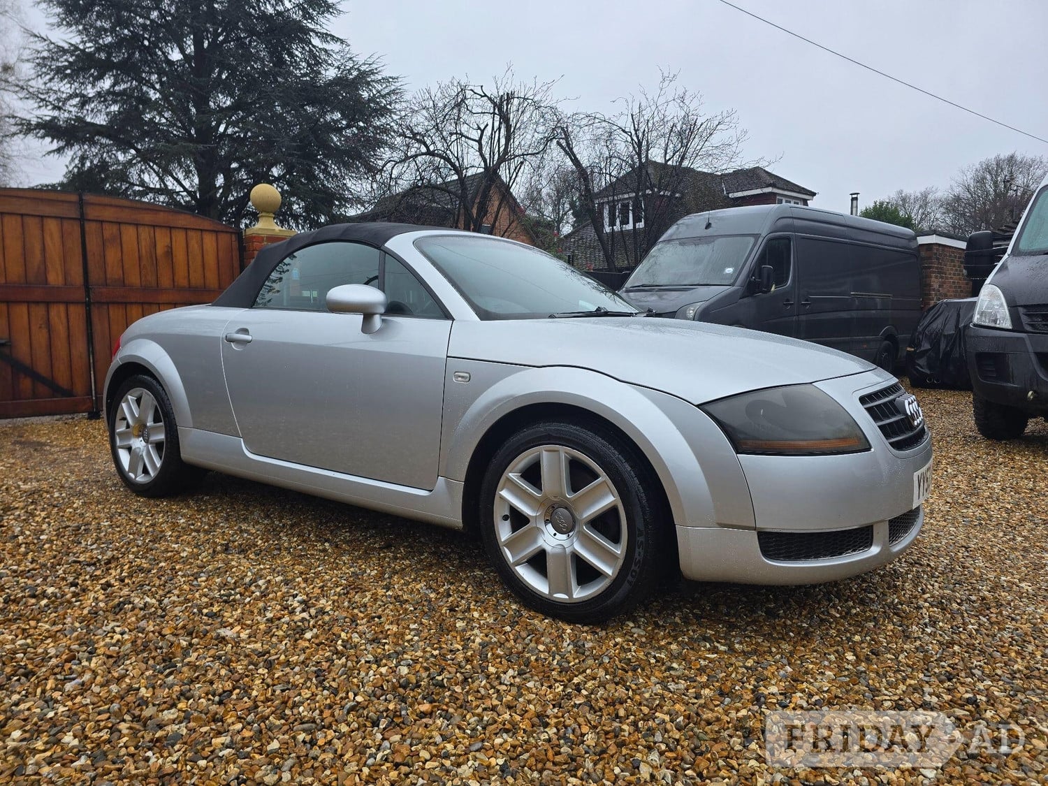 Audi TT 2003 in Aldershot