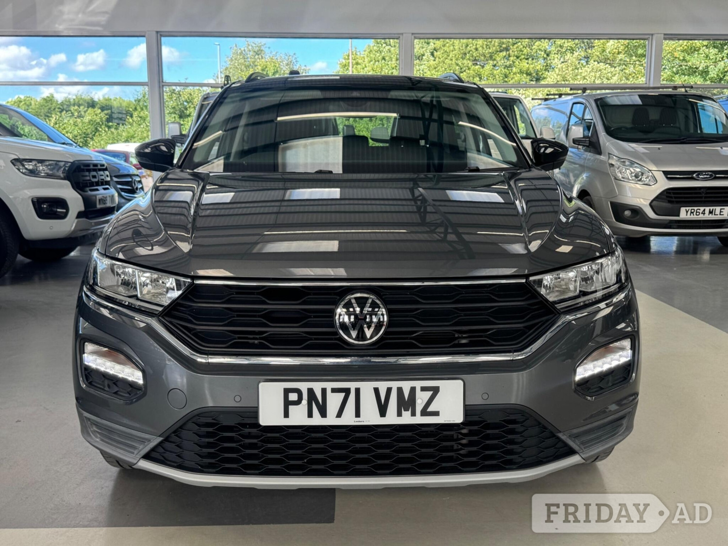 Volkswagen T-Roc 2021 - Cars