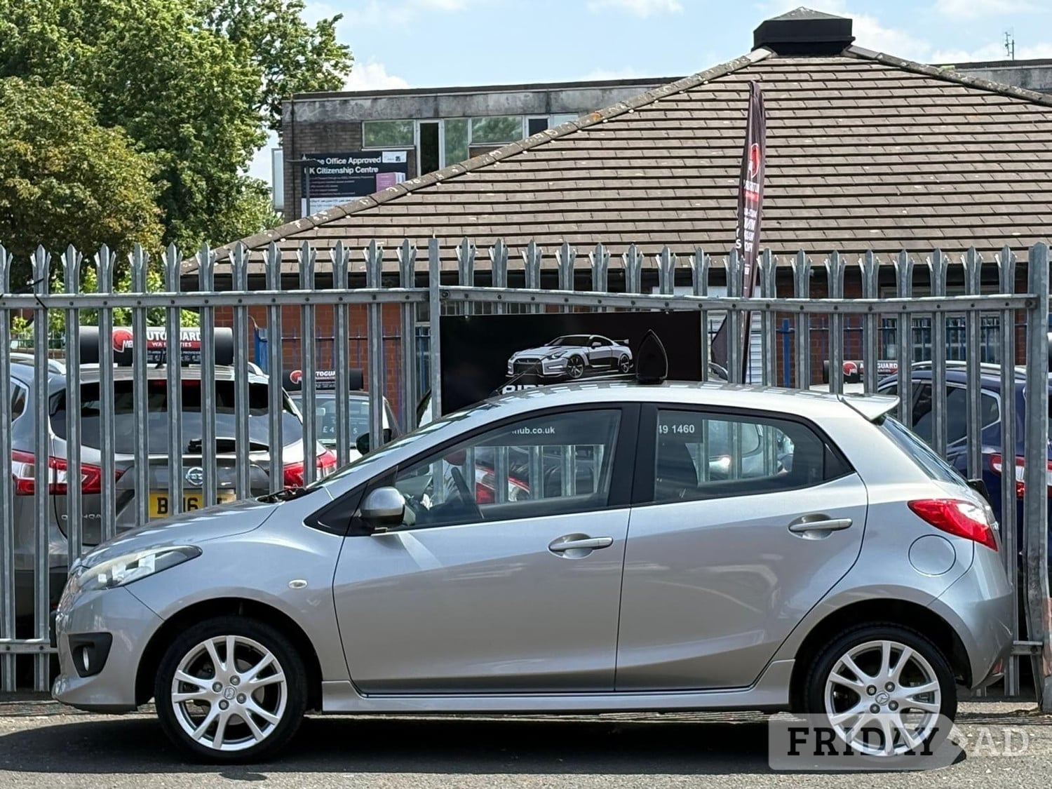 Mazda Mazda2 2010 - Cars