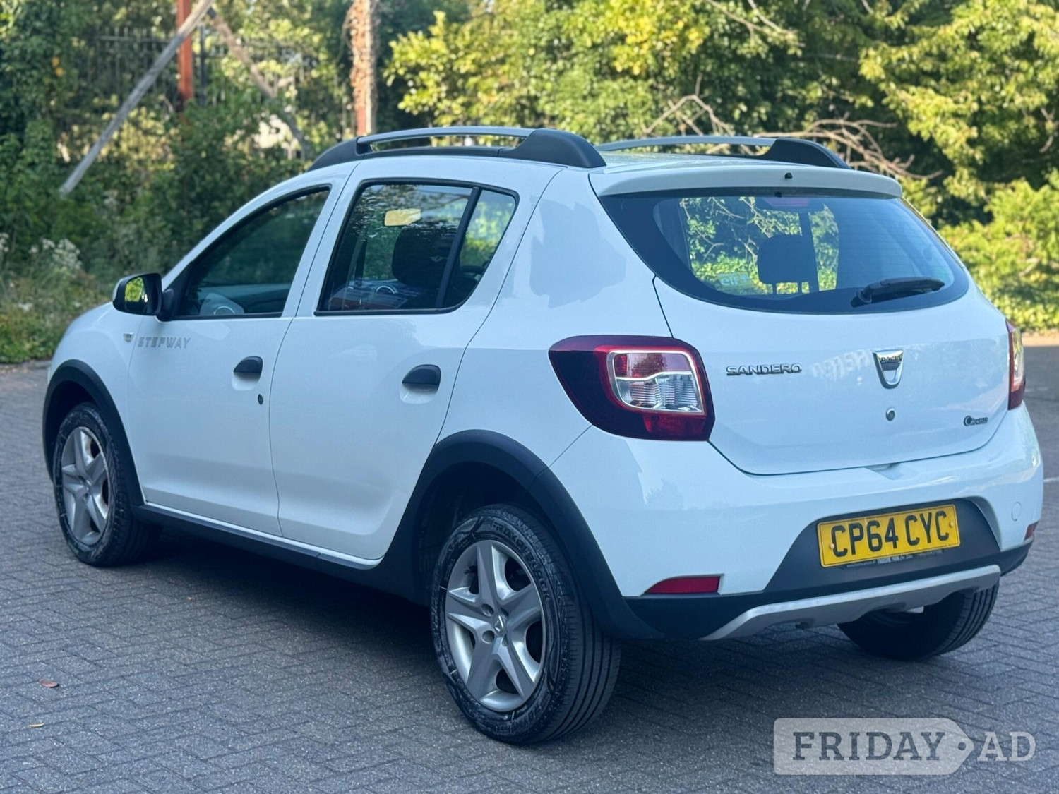 Dacia Sandero Stepway 2015 - Cars in Hillingdon