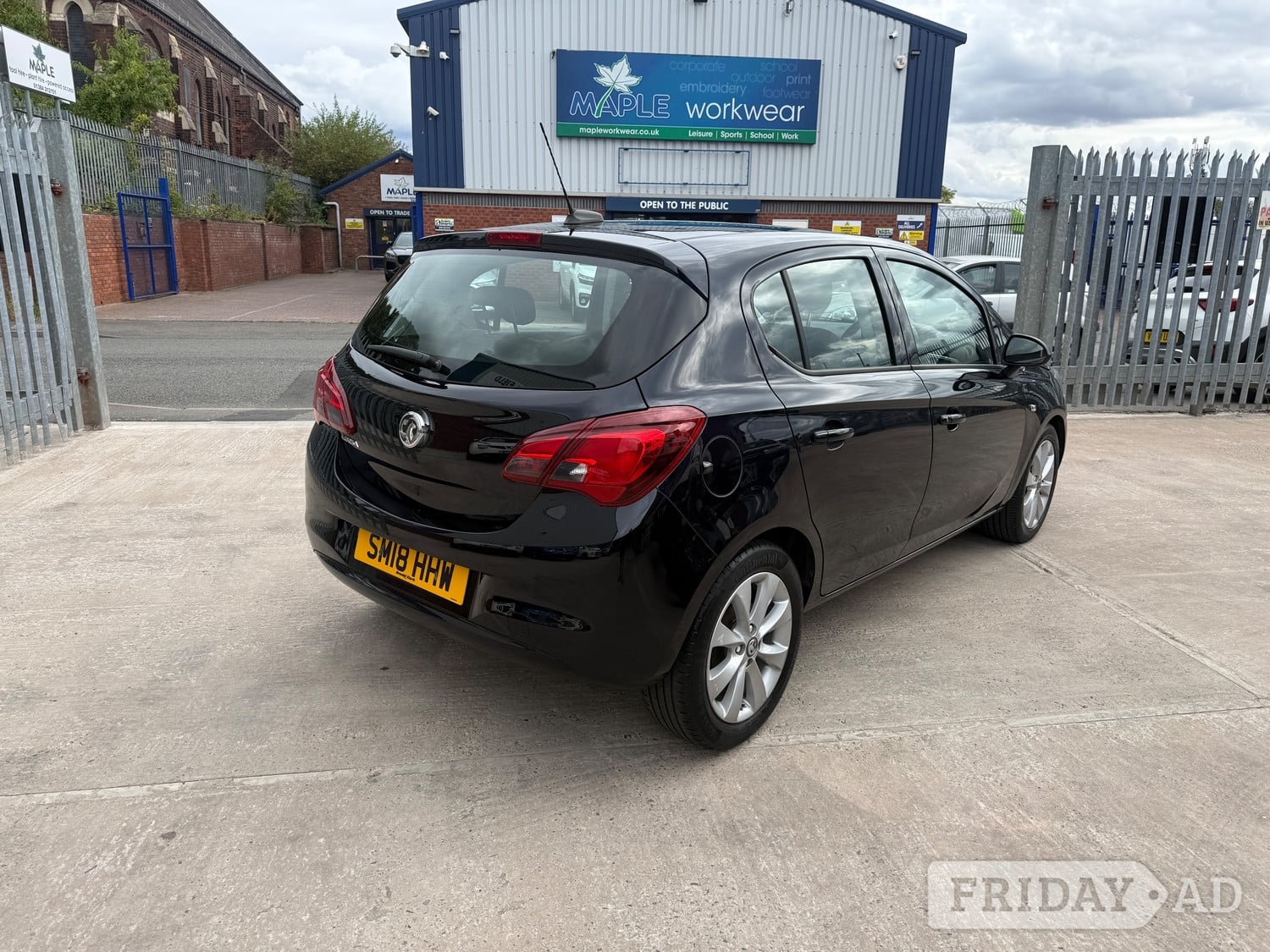 [ berth ]Vauxhall Corsa