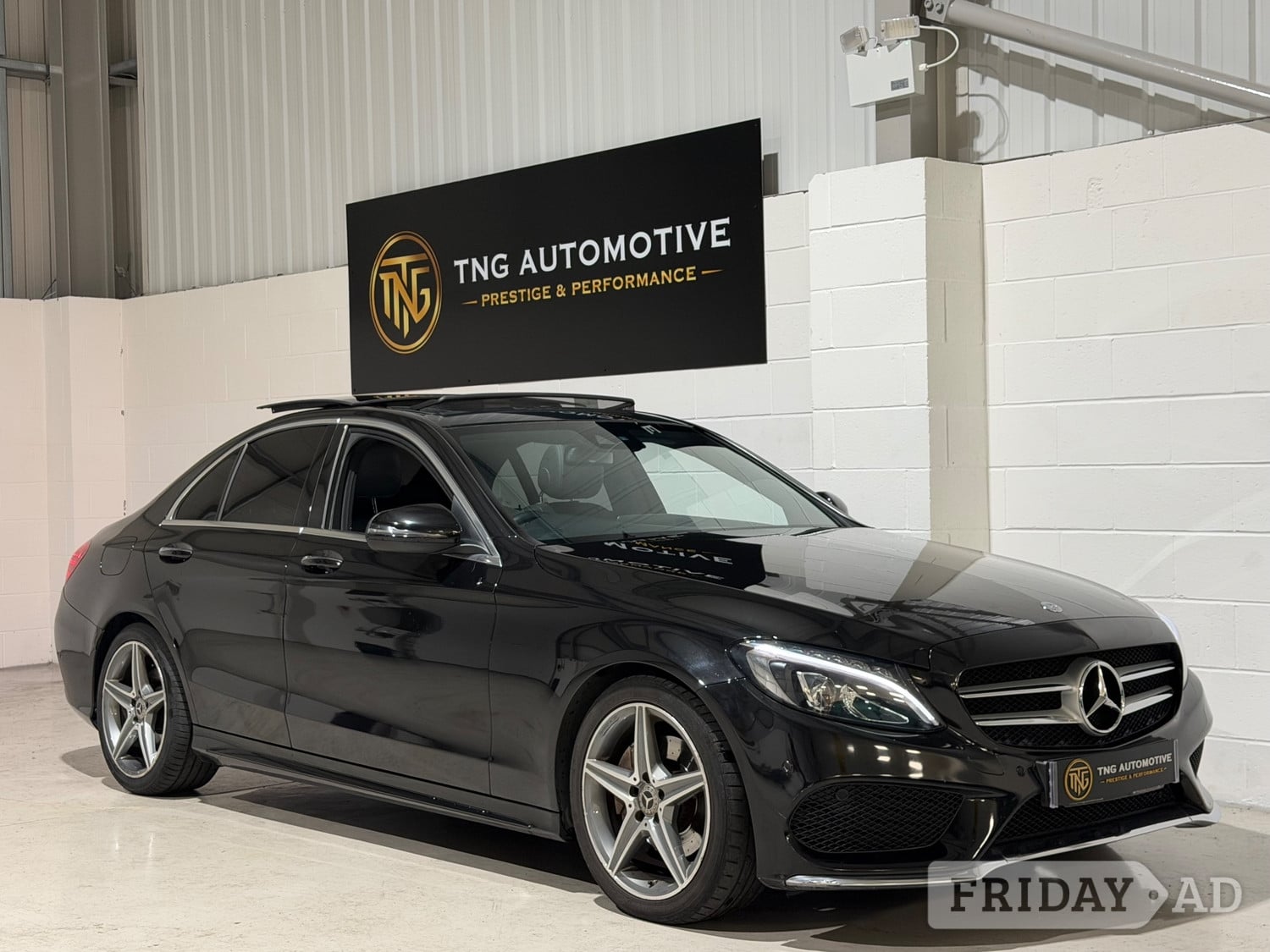[ berth ]Mercedes-Benz C Class