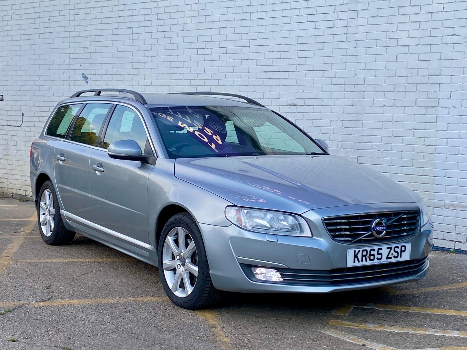 Volvo V70 2015 - Cars in Ashford