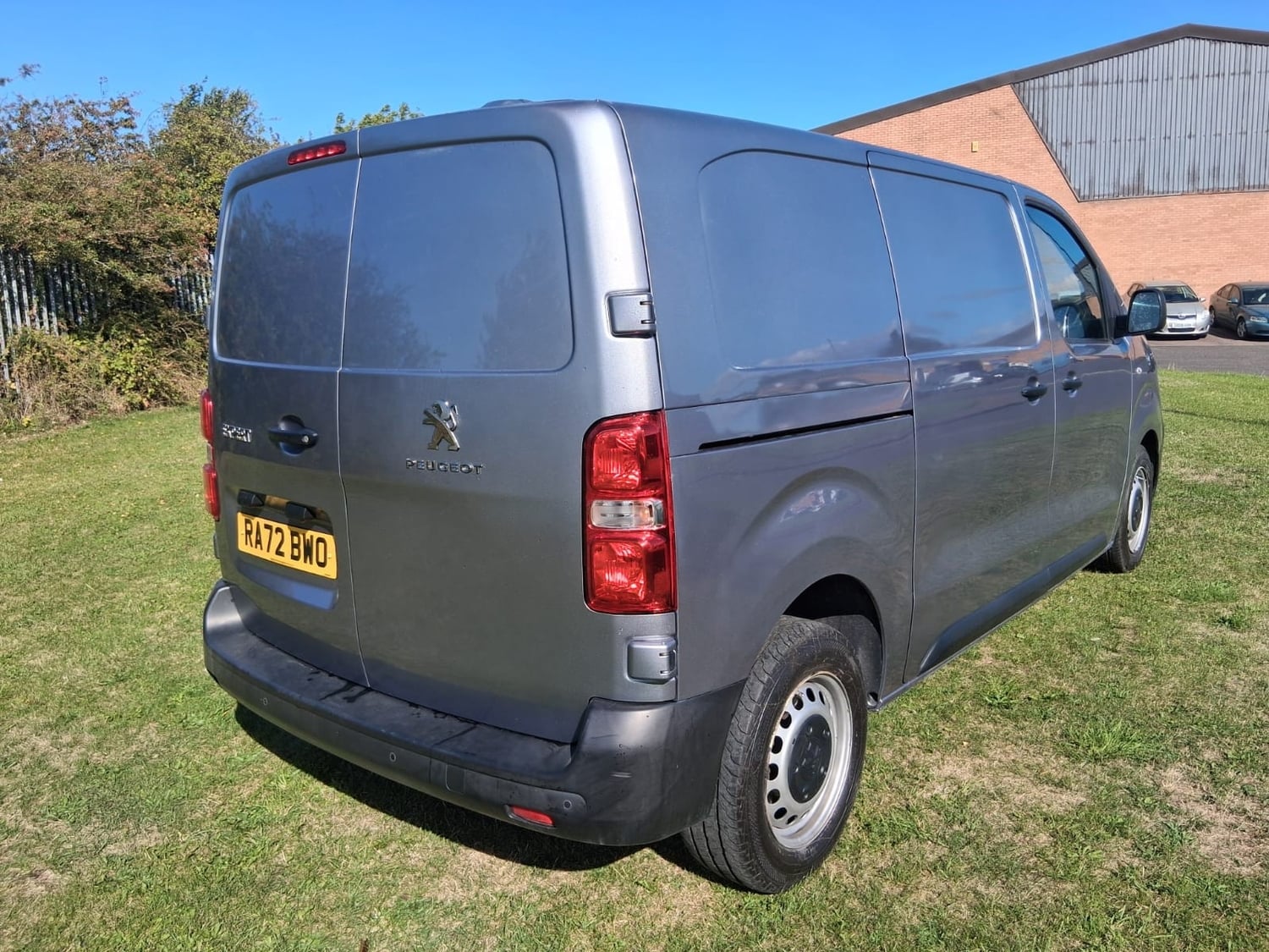 Peugeot Expert 2023 - Vans & Commercial Vehicles