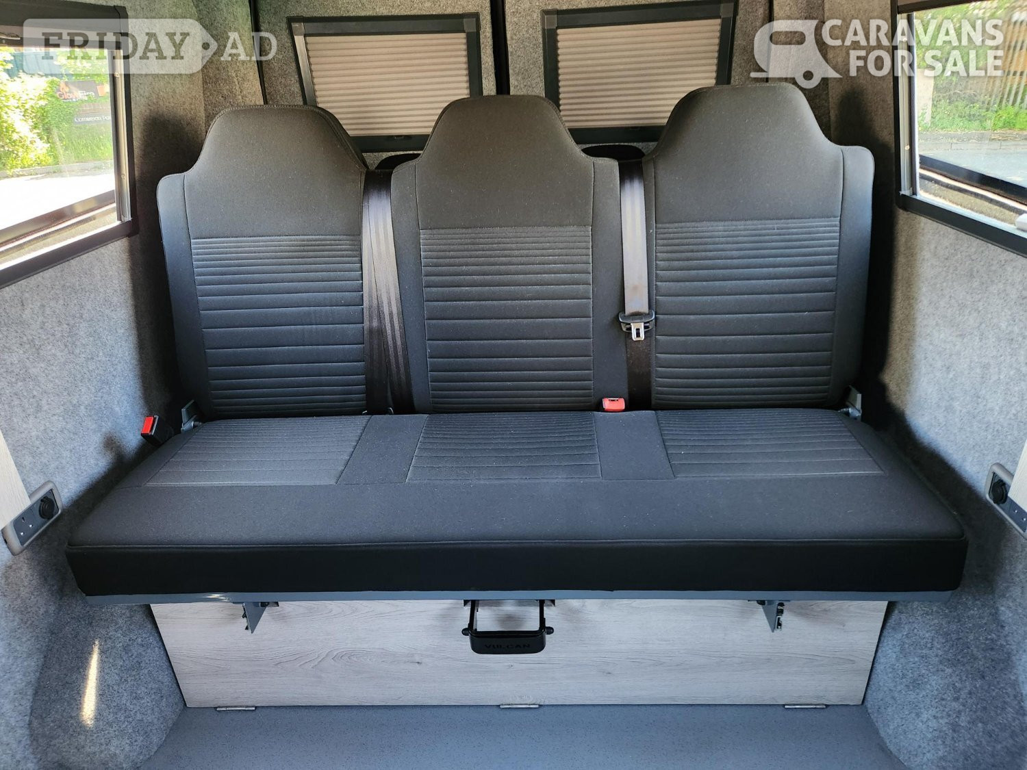 [ berth ]Ford Transit Custom