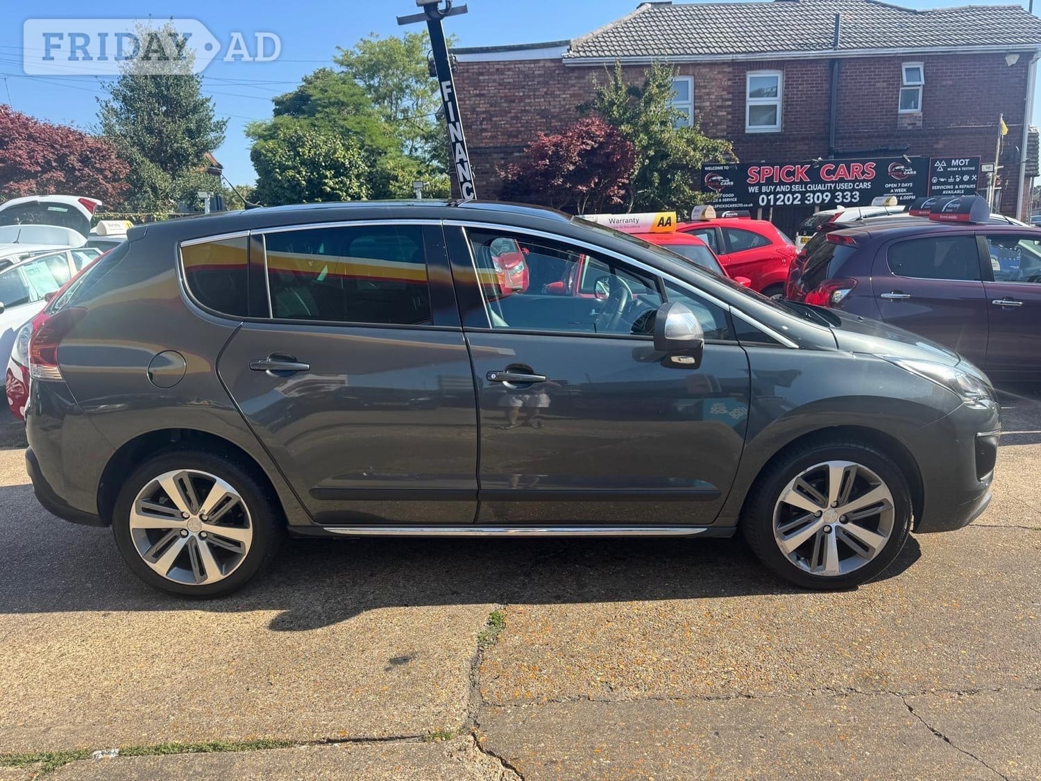 [ berth ]Peugeot 3008