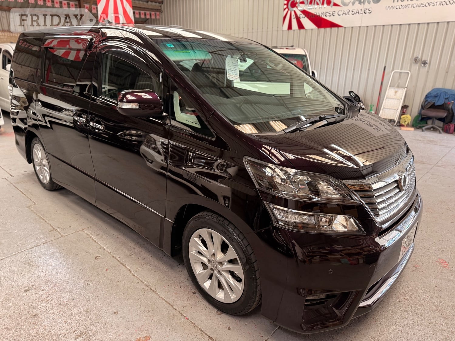 [ berth ]Toyota Vellfire