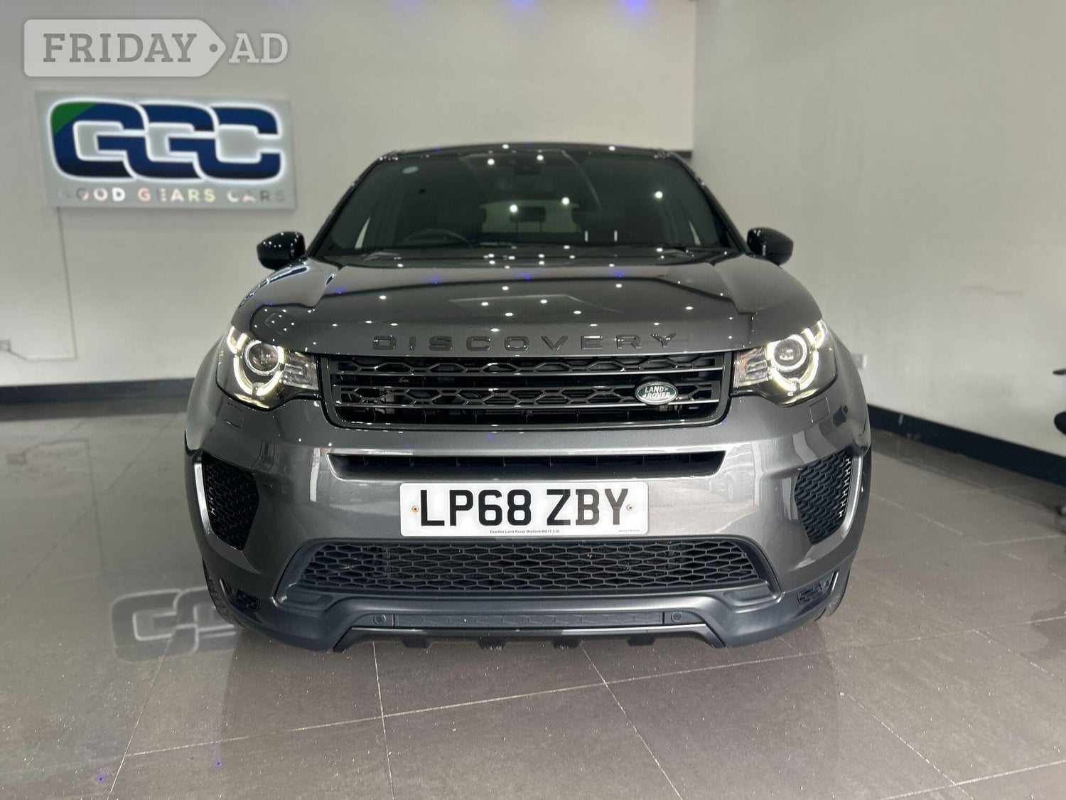 [ berth ]Land Rover Discovery Sport