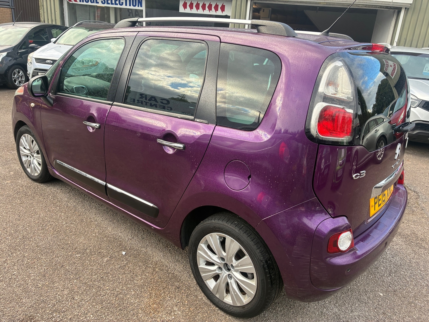 Citroen C3 Picasso 2015 - Cars in Hengoed