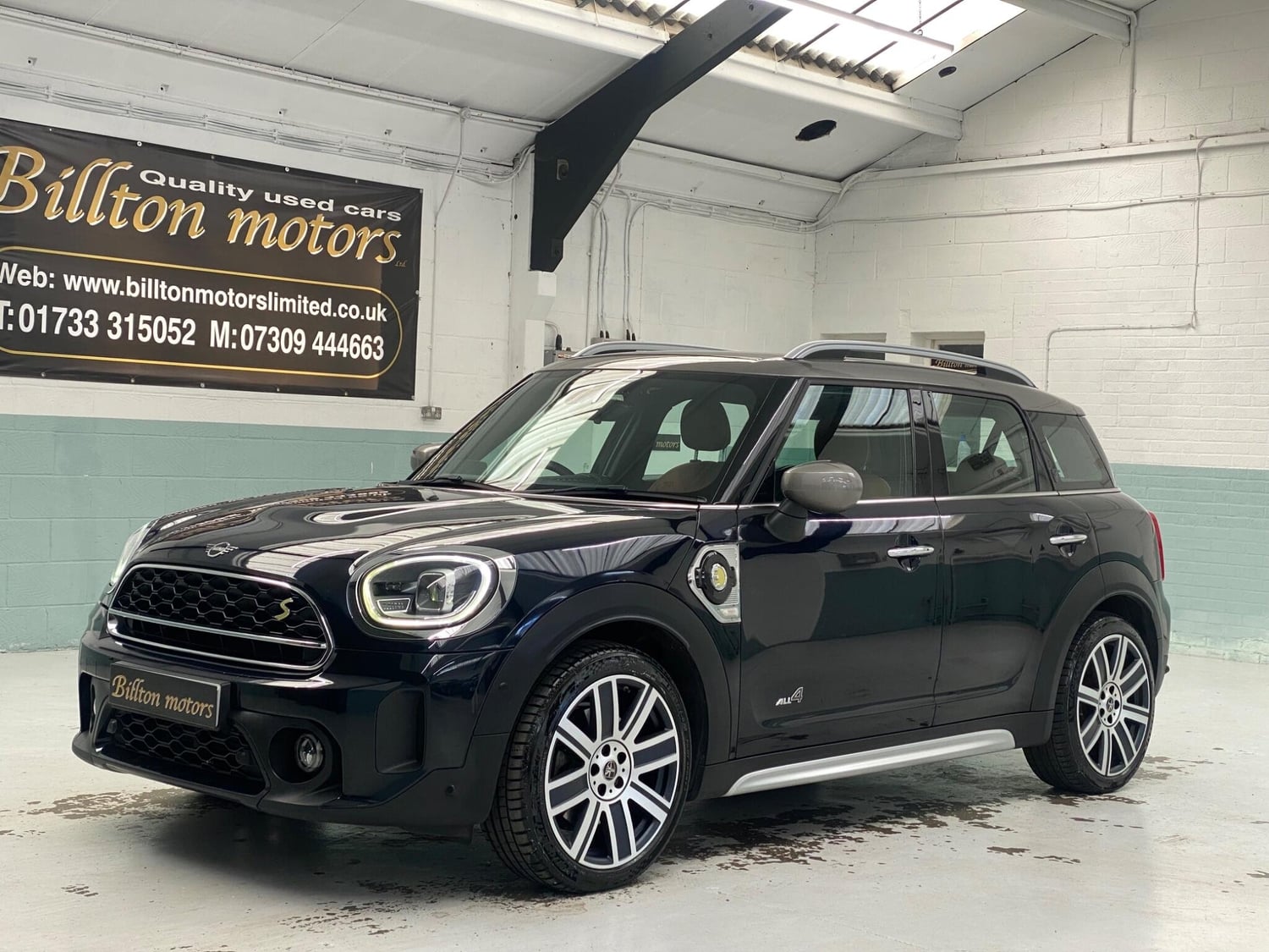 [ berth ]Mini Countryman