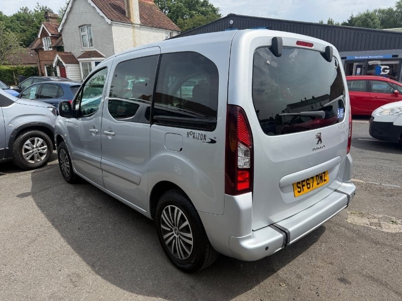 Peugeot Partner Tepee 2018 - Cars