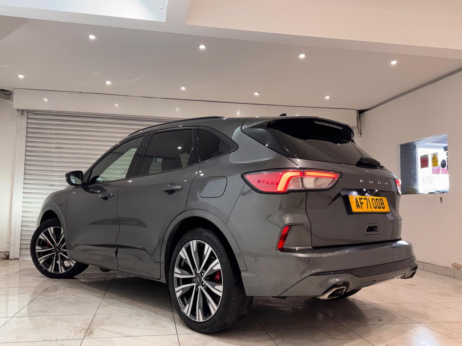 Ford Kuga 2021 - Cars