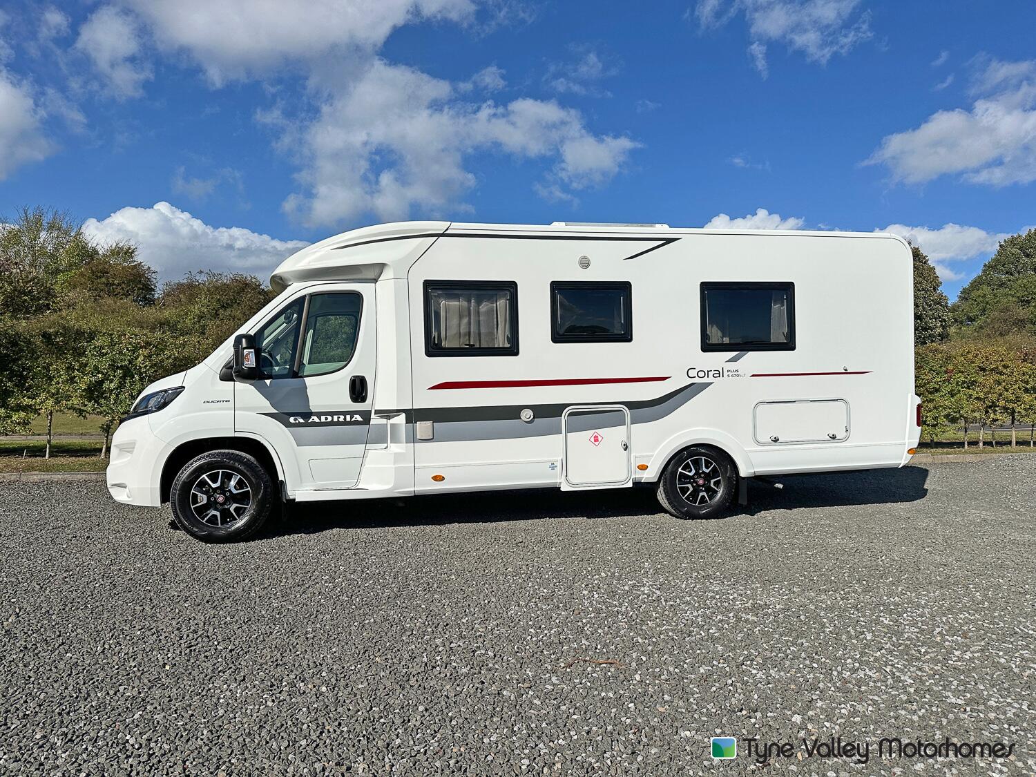 Adria Coral Plus 670 SLT 2016 for sale - Motorhomes & Caravans