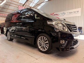 Toyota Alphard 2013