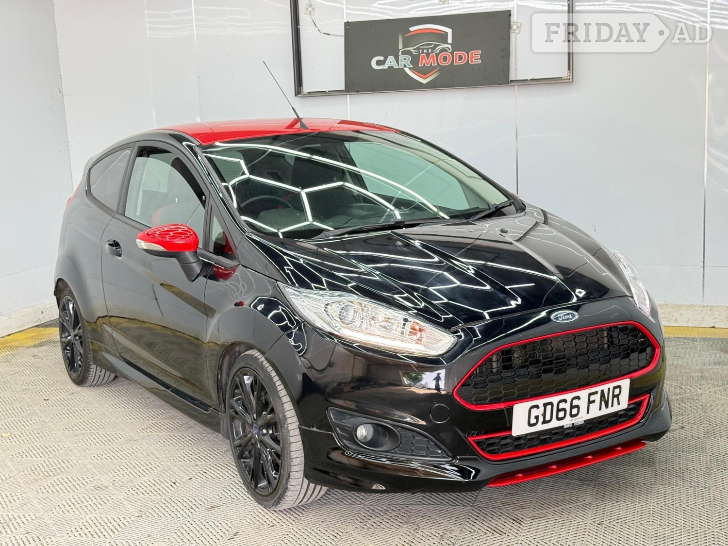 [ berth ]Ford Fiesta