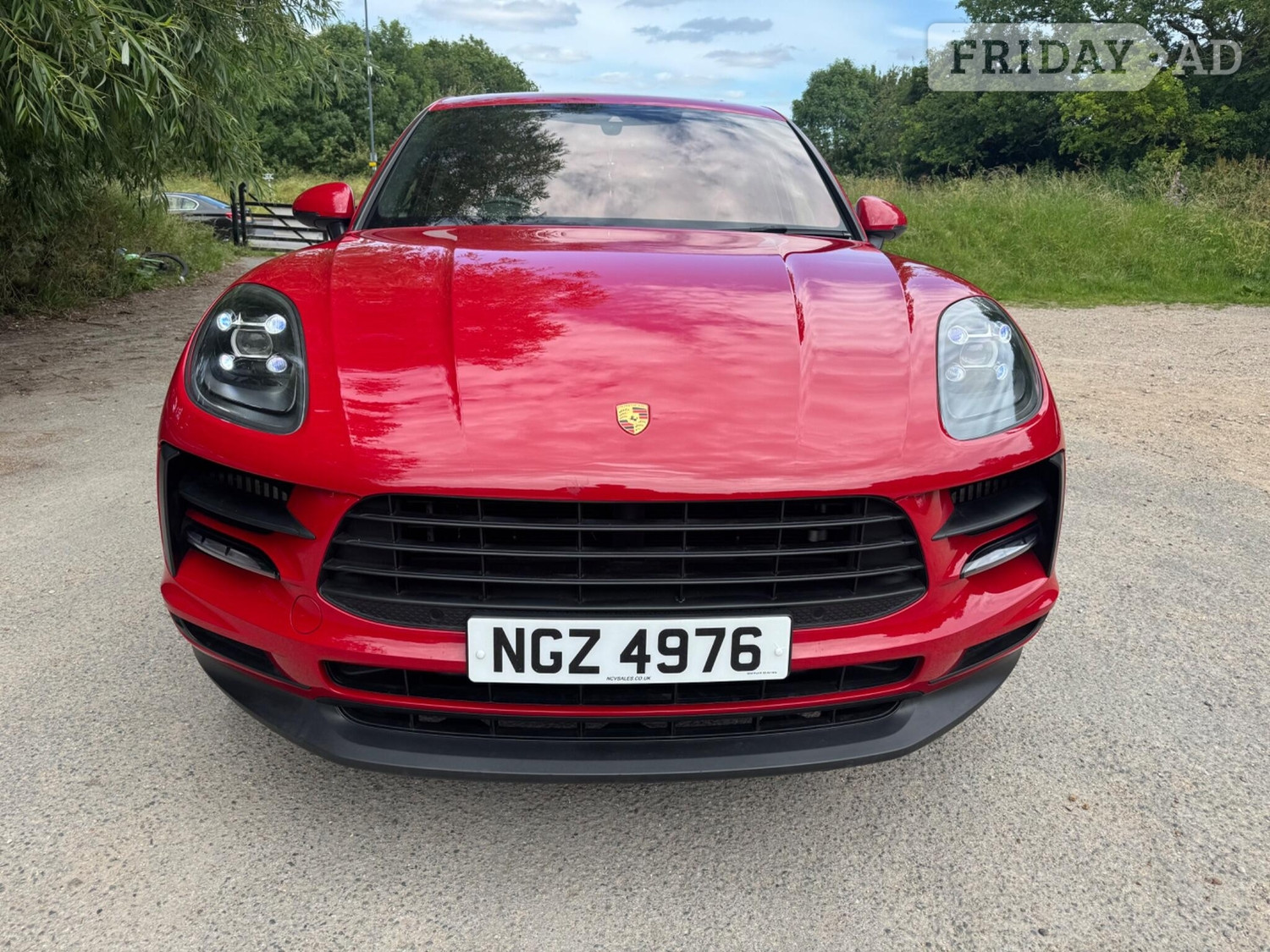 Porsche Macan Harrow